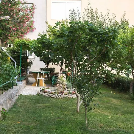 Apartman Mila Апартаменты Макарска